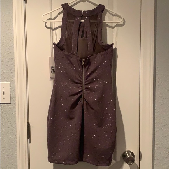 Color taupe fancy mini dress - Picture 4 of 5